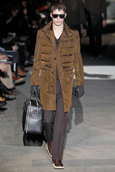 Look 20